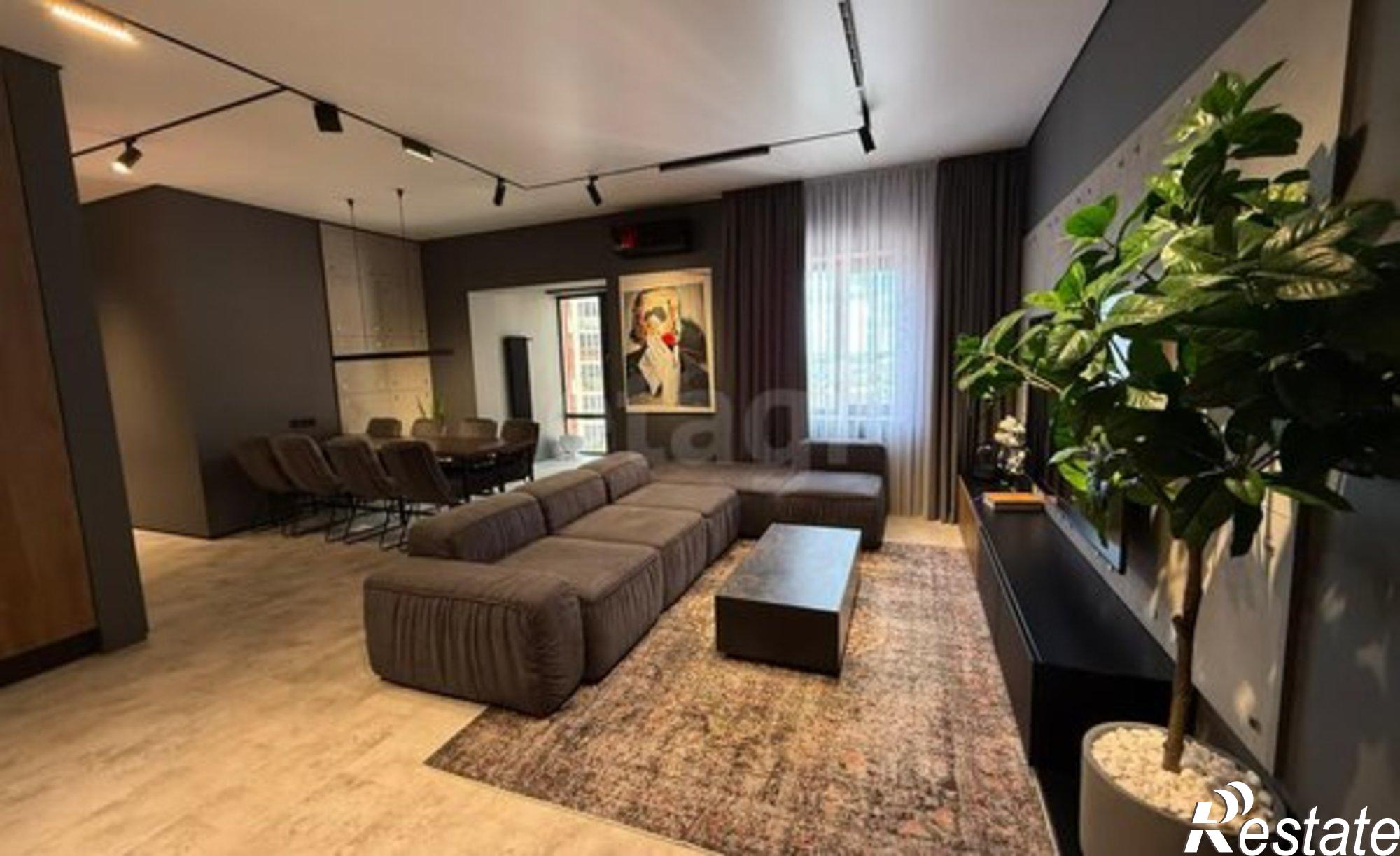 Купить квартиру за 14 000 000 рублей на Набережная улица, 3/2