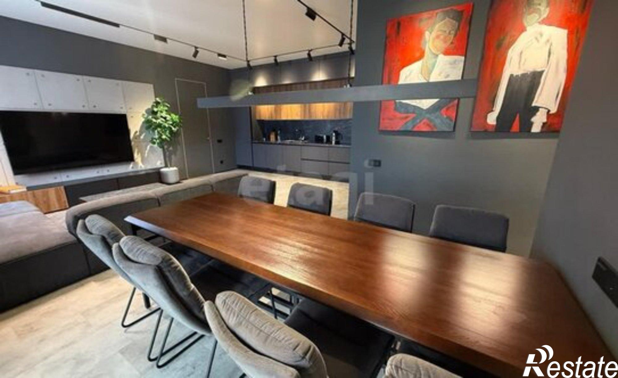 Купить квартиру за 14 000 000 рублей на Набережная улица, 3/2