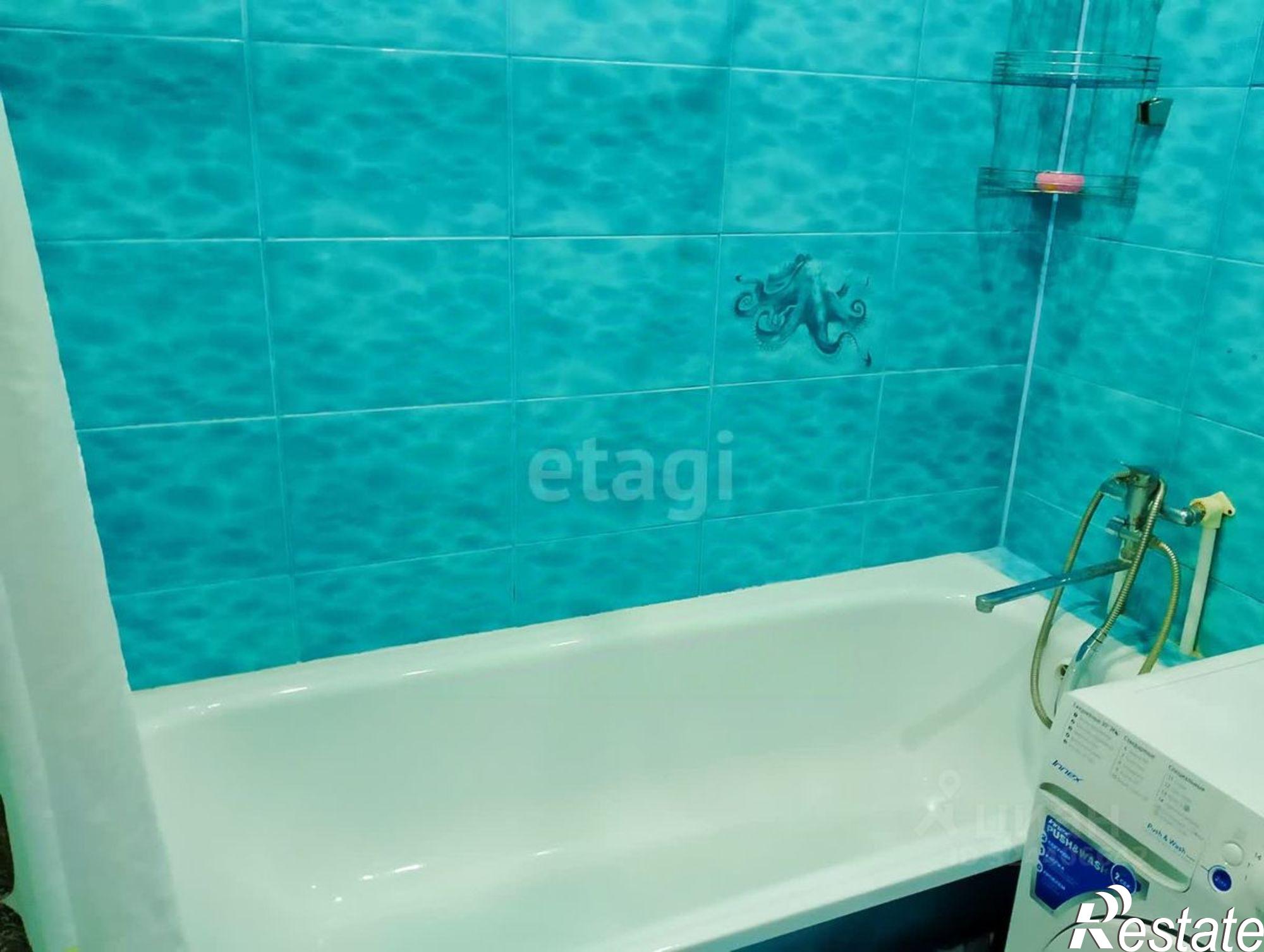 Купить квартиру за 3 370 000 рублей на улица Строителей, 18