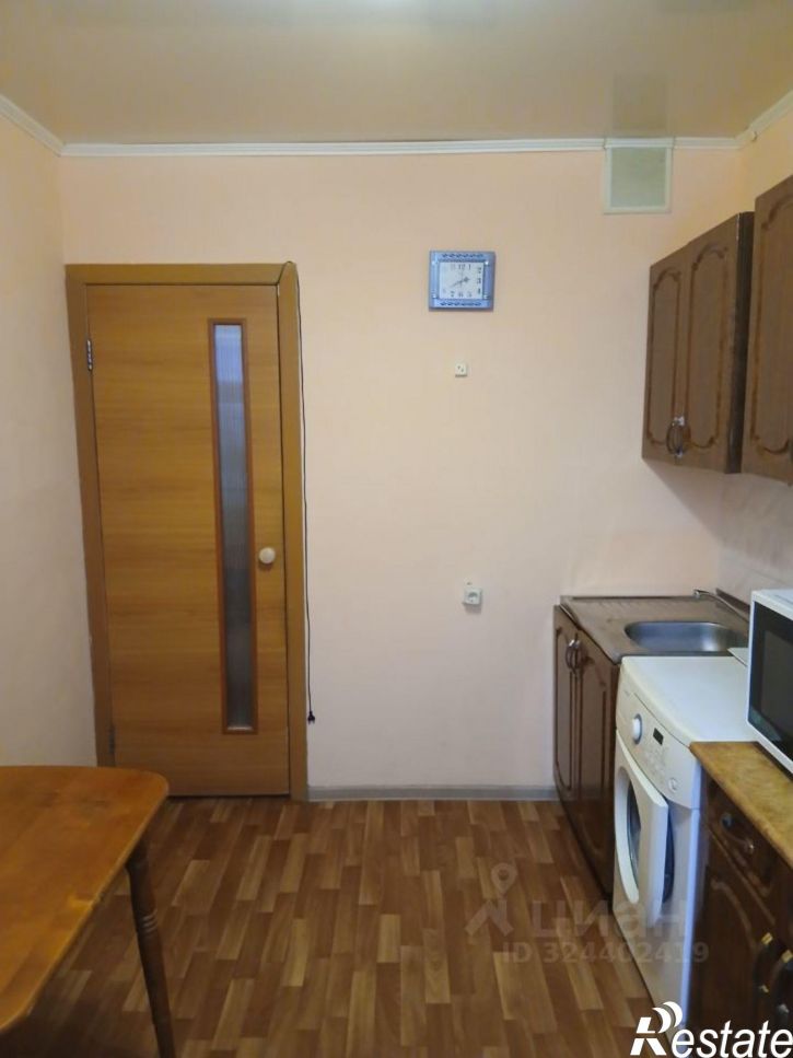 2-комн квартира улица Артёма, 106,  д. 106