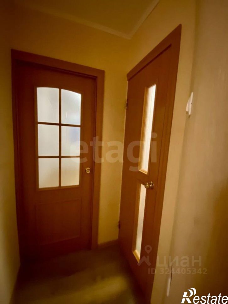 2-комн квартира улица Артёма, 100,  д. 100