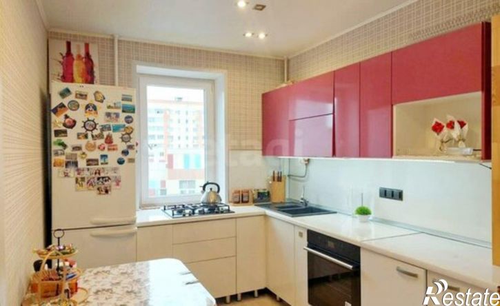 3-комн квартира улица Артёма, 137,  д. 137