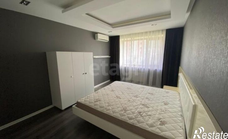 2-комн квартира улица Артёма, 84,  д. 84