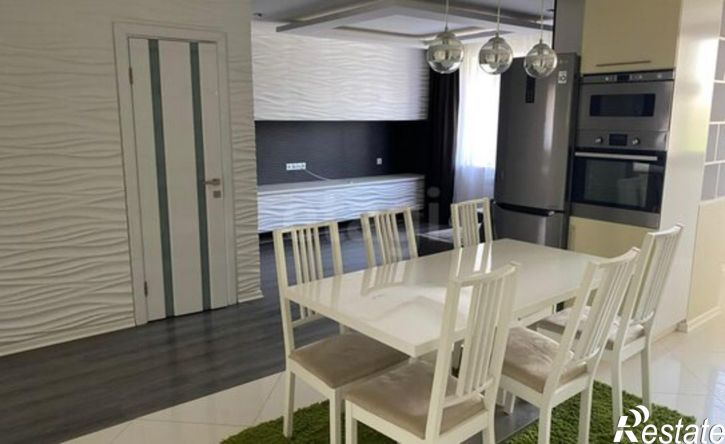 2-комн квартира улица Артёма, 84,  д. 84