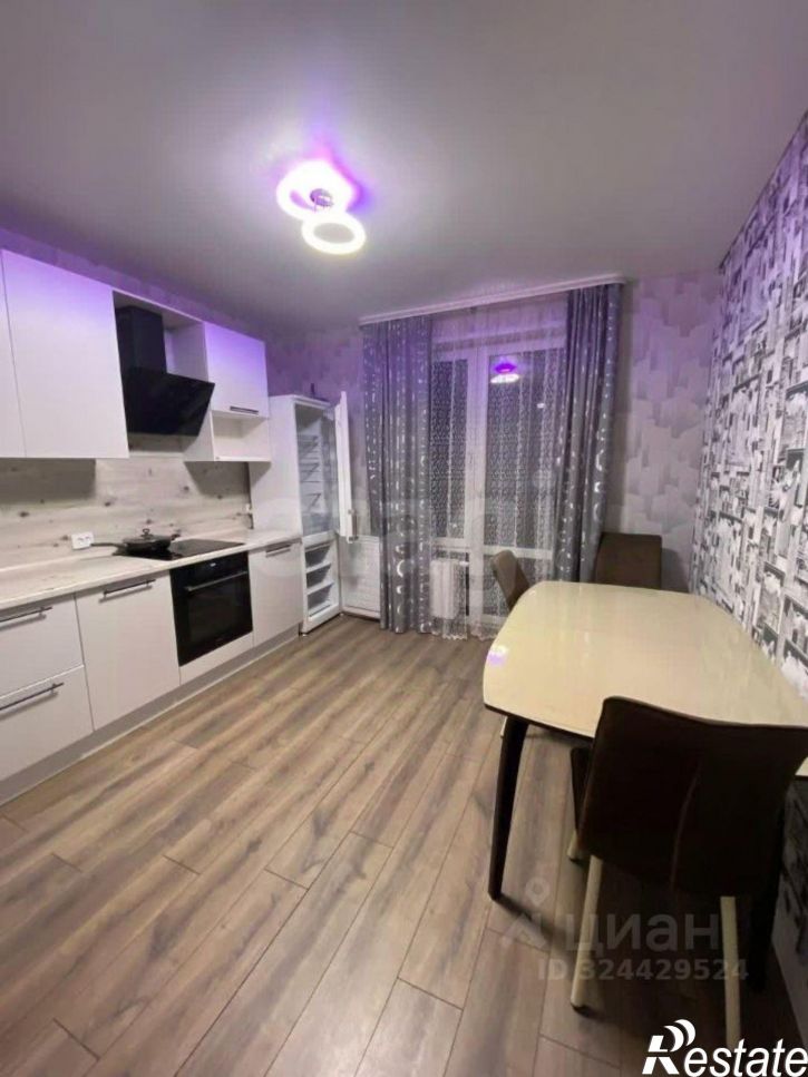 2-комн квартира проспект Октября, 38,  д. 38