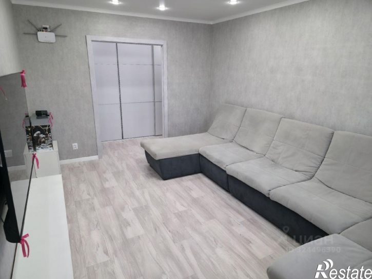 3-комн квартира улица Артёма, 141,  д. 141