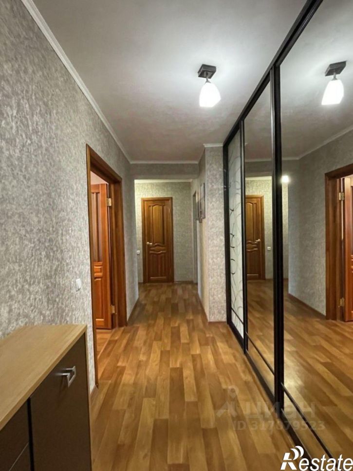 2-комн квартира улица Артёма, 118,  д. 118