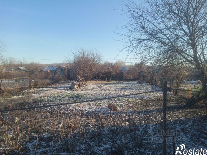 Земельный участок