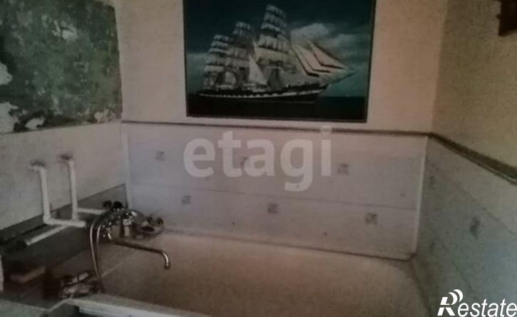 3-комн квартира улица Сакко и Ванцетти, 63,  д. 63