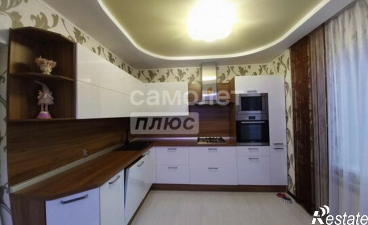 3-комн квартира улица Строителей, 20,  д. 20