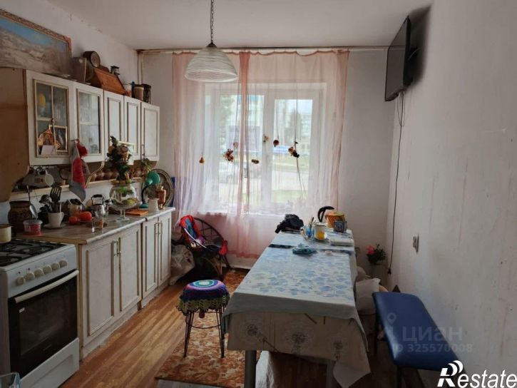 3-комн квартира улица Артёма, 67,  д. 67