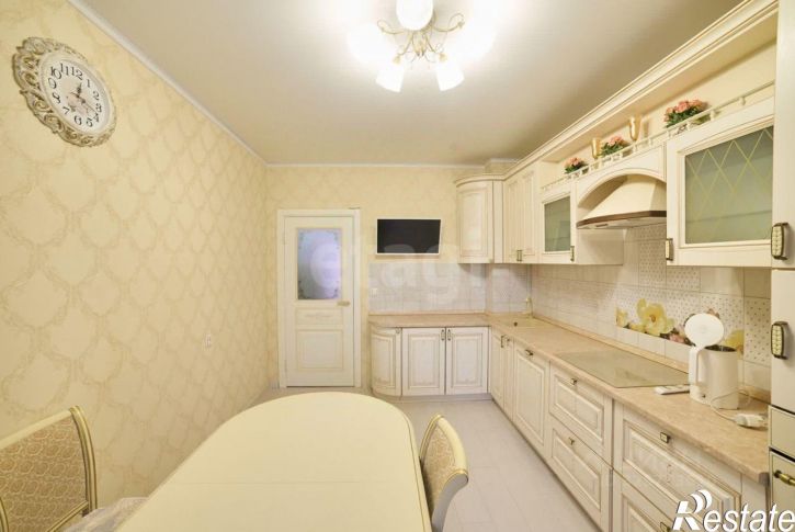 3-комн квартира пр-кт Октября, 46,  д. 46