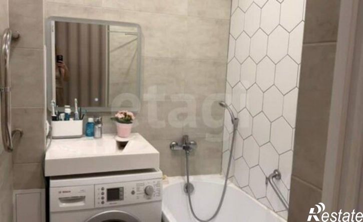 2-комн квартира проспект Октября, 83,  д. 83