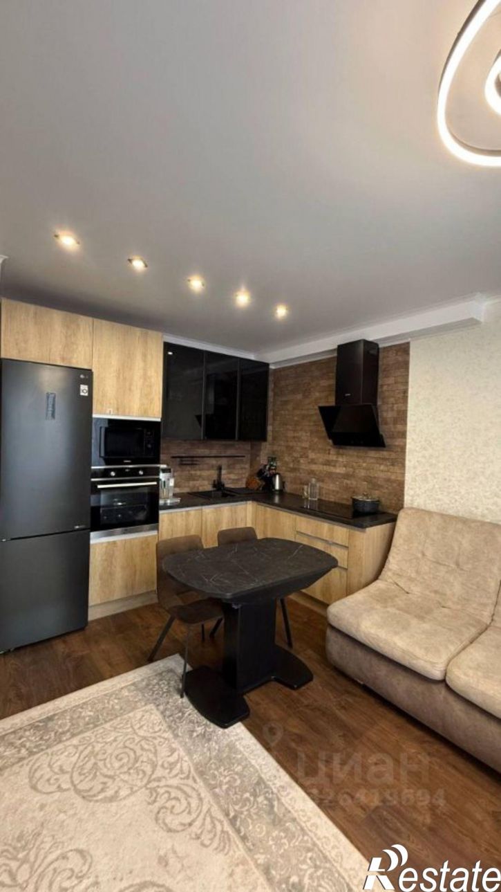 2-комн квартира пр-кт Октября, 50,  д. 50