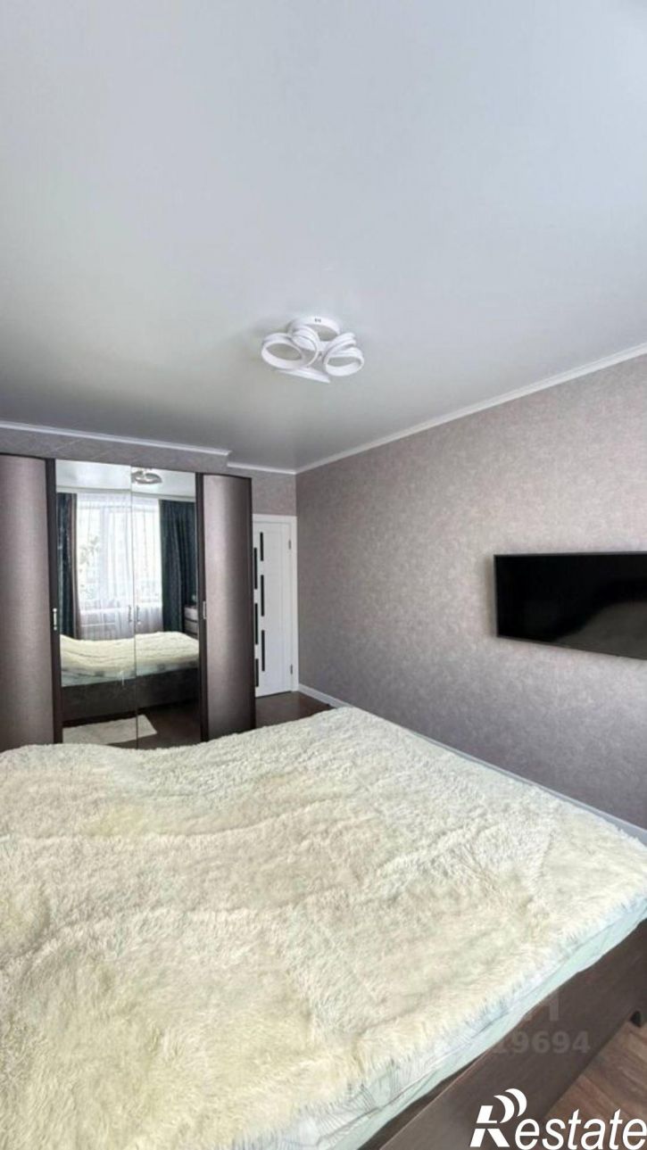 2-комн квартира пр-кт Октября, 50,  д. 50