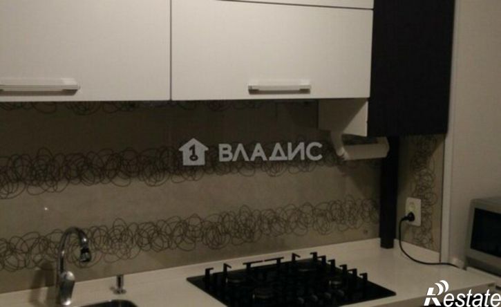 4-комн квартира улица Блюхера, 6А,  д. 6А