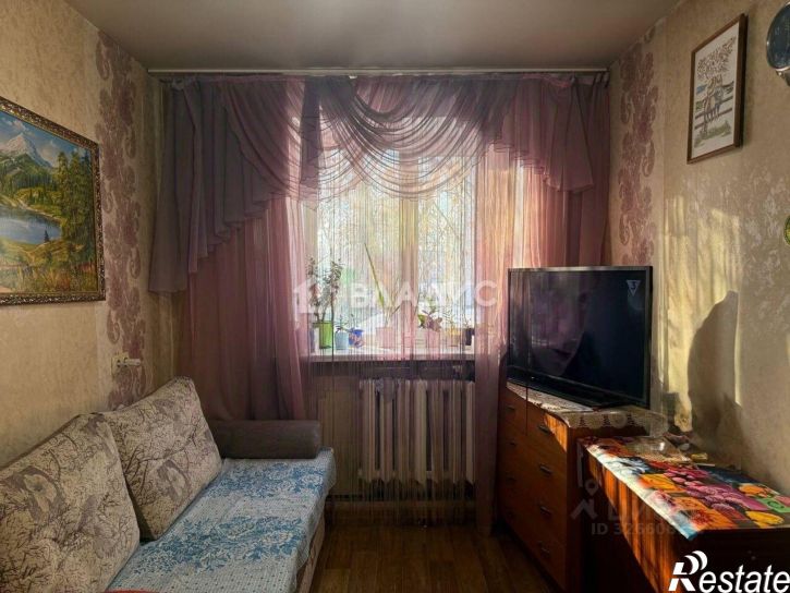 4-комн квартира проспект Октября, 15,  д. 15