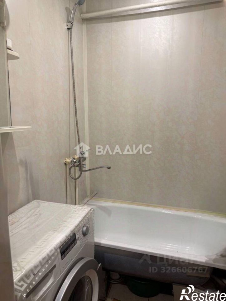 4-комн квартира проспект Октября, 15,  д. 15