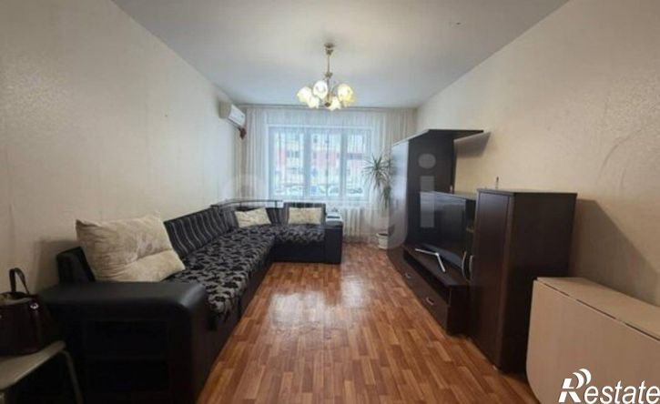 3-комн квартира ул Артема, 104,  д. 104