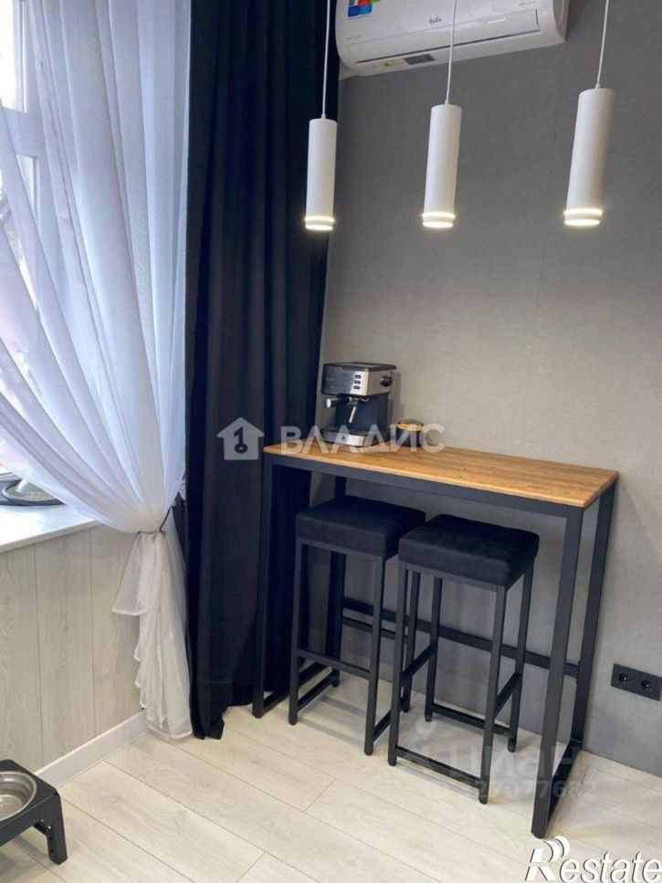 3-комн квартира ул Суворова, 10,  д. 10