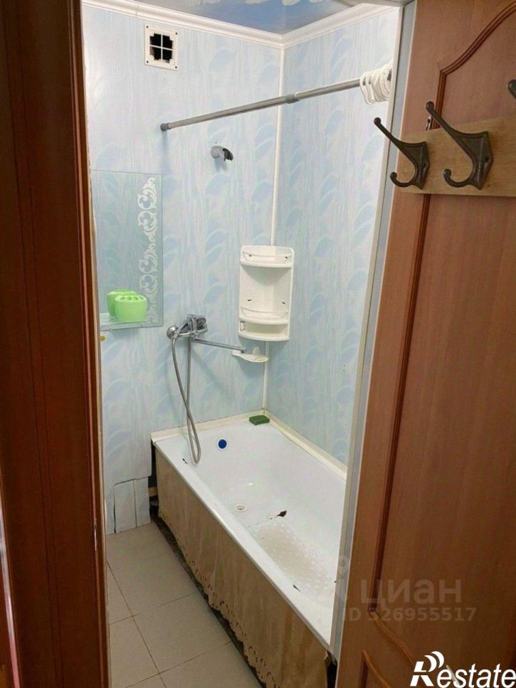 3-комн квартира ул Артема, 15,  д. 15