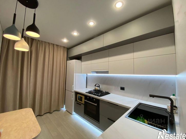 2-комн квартира улица Караная Муратова, 1А,  д. 1А