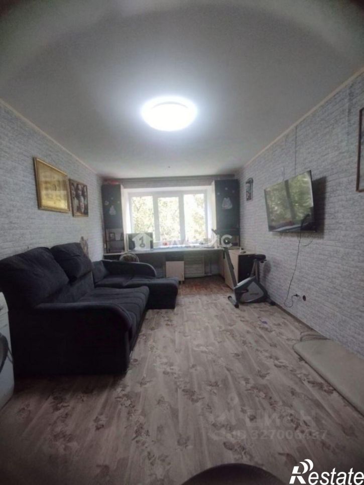 2-комн квартира ул Артема, 3,  д. 3