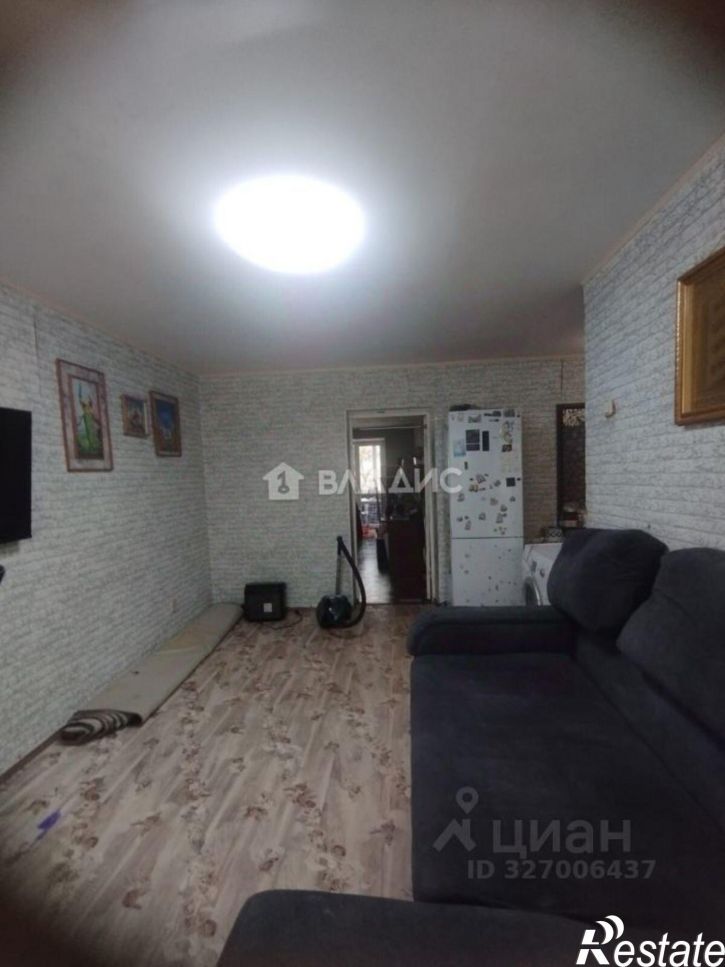 2-комн квартира ул Артема, 3,  д. 3