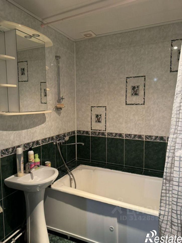 2-комн квартира улица Якутова, 9В,  д. 9В