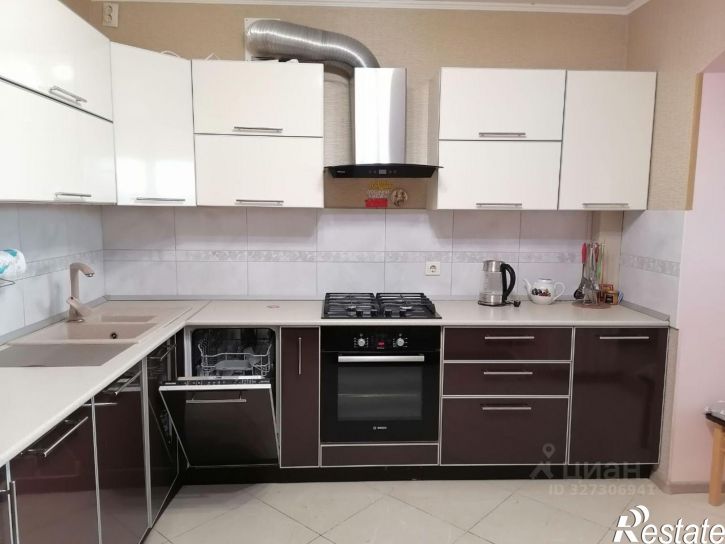 2-комн квартира Лазурная улица, 17,  д. 17