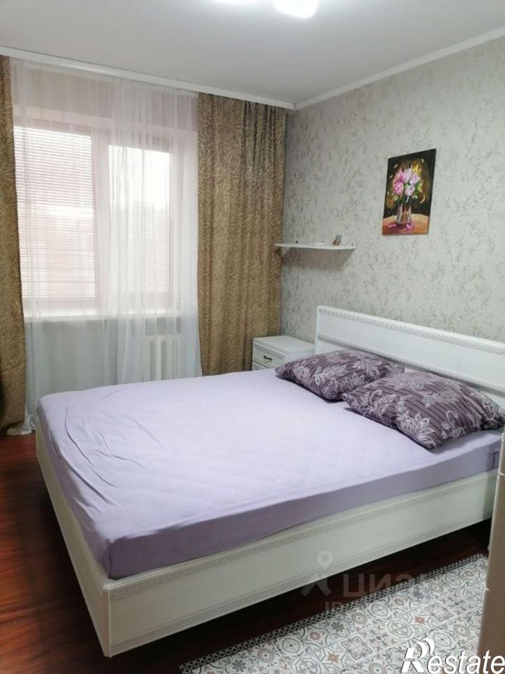 2-комн квартира Лазурная улица, 17,  д. 17