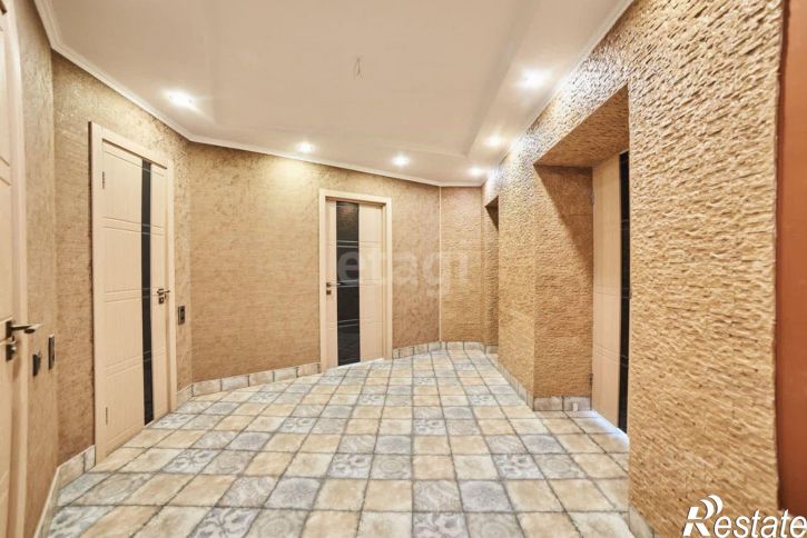 2-комн квартира ул Артема, 102,  д. 102