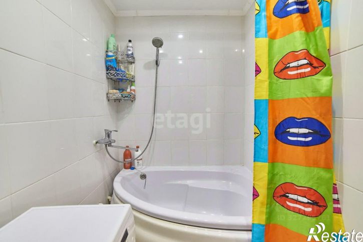 2-комн квартира ул Артема, 138,  д. 138
