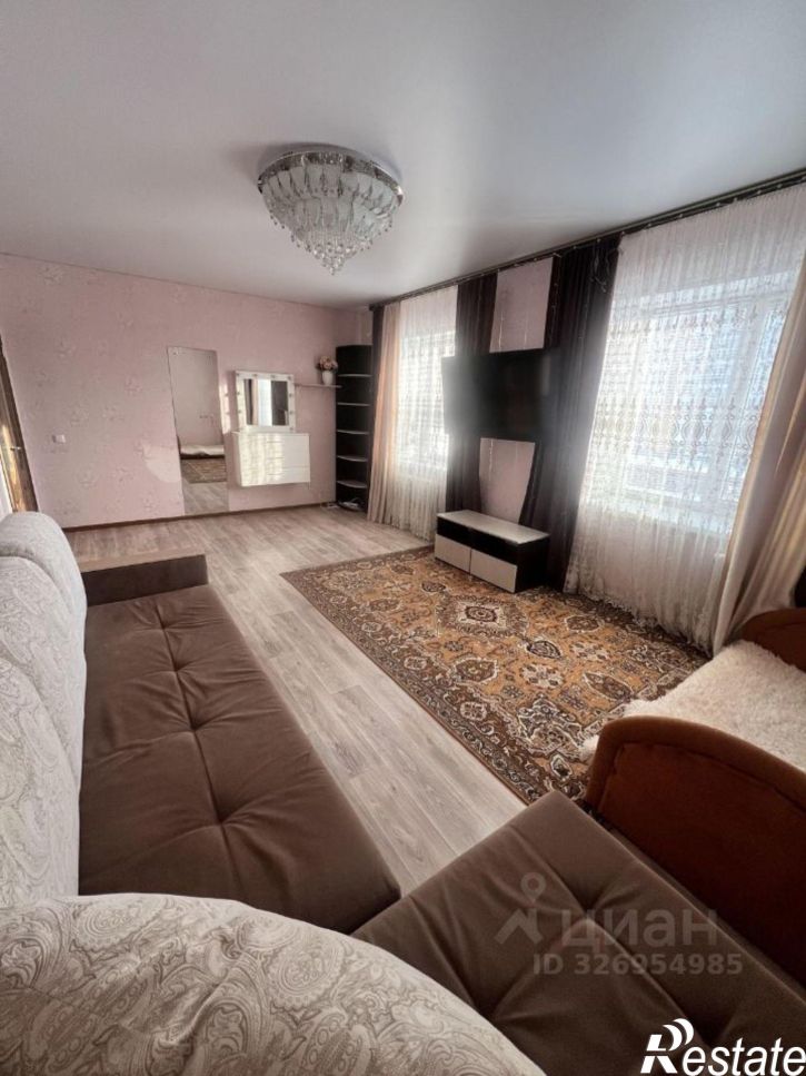 2-комн квартира улица Строителей, 20,  д. 20