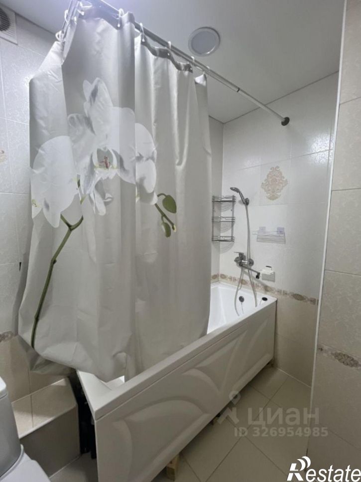 2-комн квартира улица Строителей, 20,  д. 20