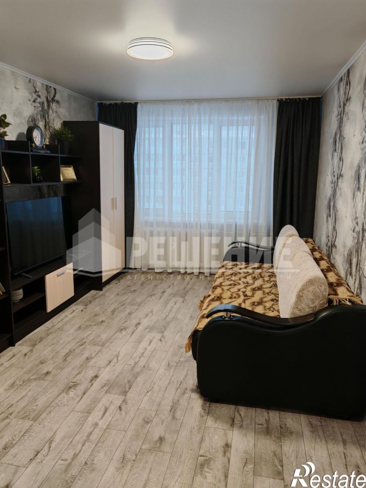 1-комн квартира Артема улица,70
