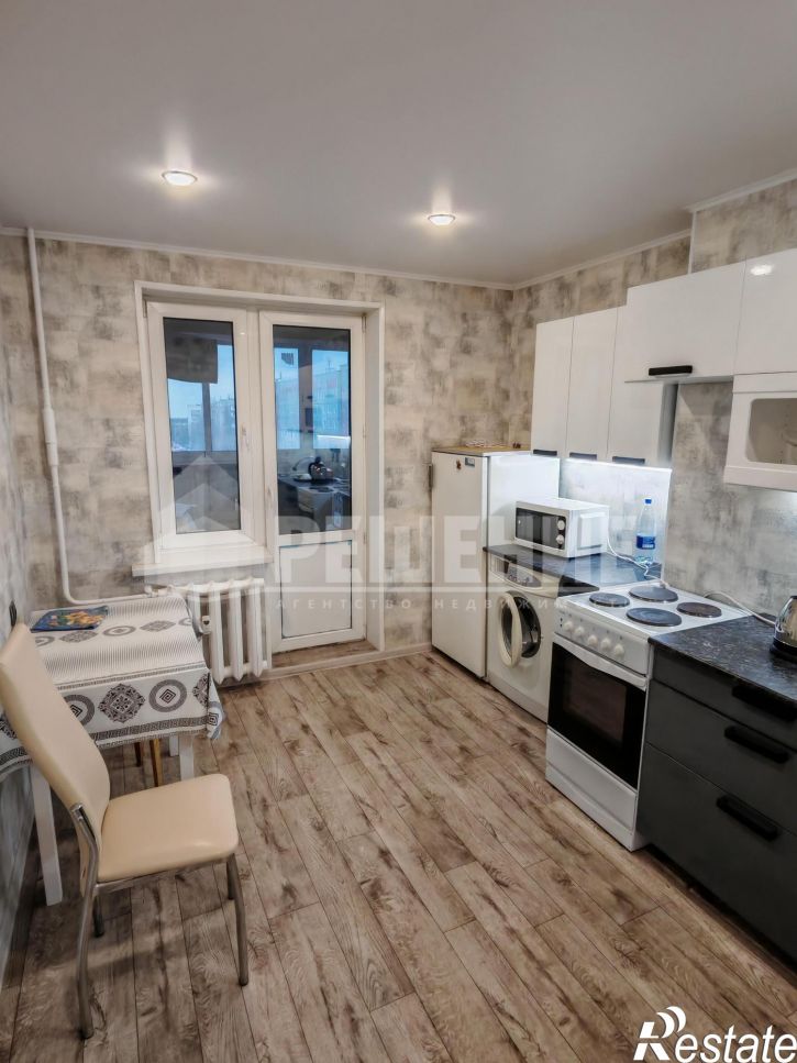 1-комн квартира Артема улица,70