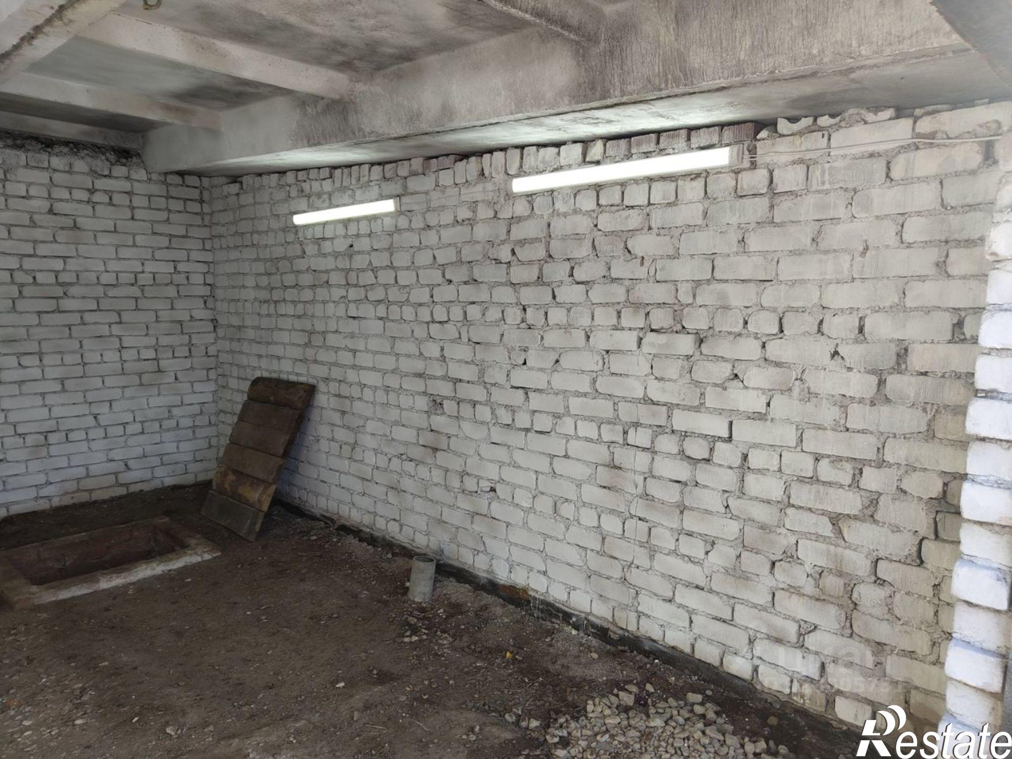 Купить гараж, место в паркинге за 325 014 рублей