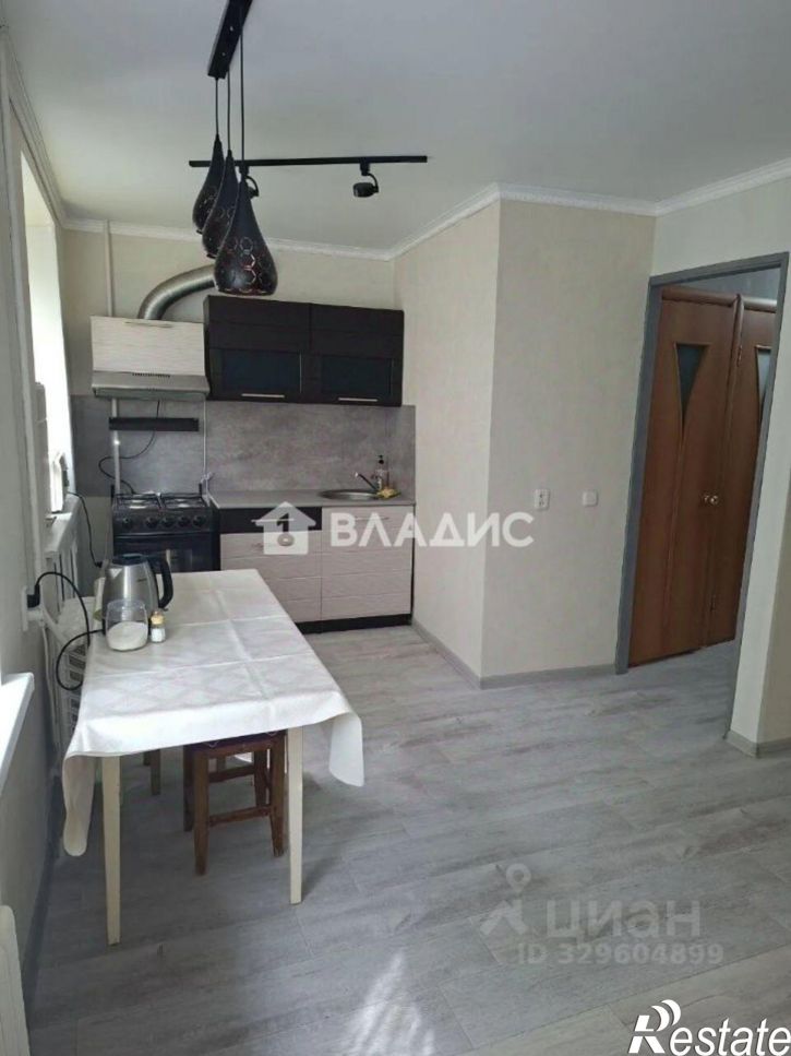 3-комн квартира ул Блюхера, 11,  д. 11