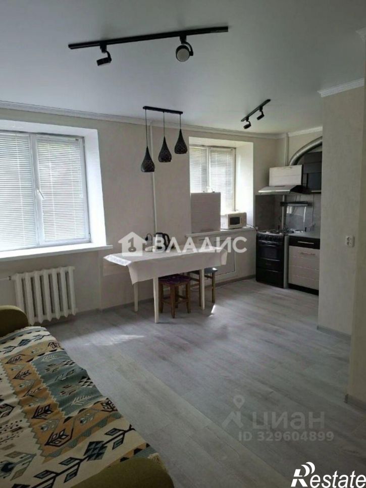 3-комн квартира ул Блюхера, 11,  д. 11
