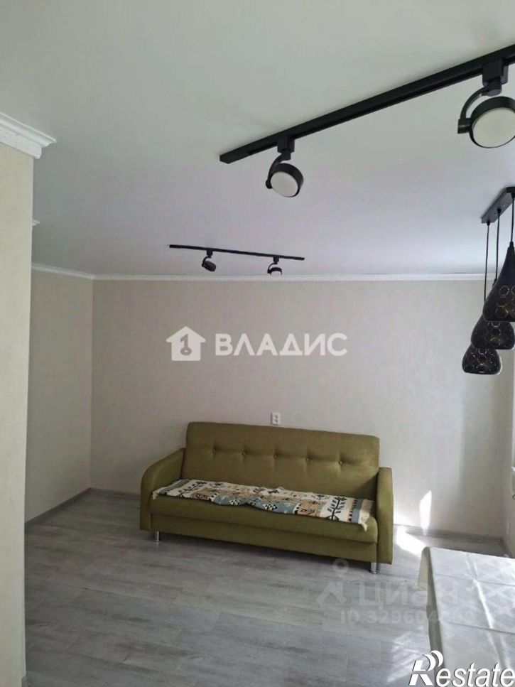 3-комн квартира ул Блюхера, 11,  д. 11