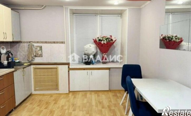 4-комн квартира ул Артема, 15,  д. 15