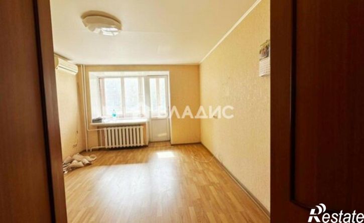 4-комн квартира ул Артема, 15,  д. 15