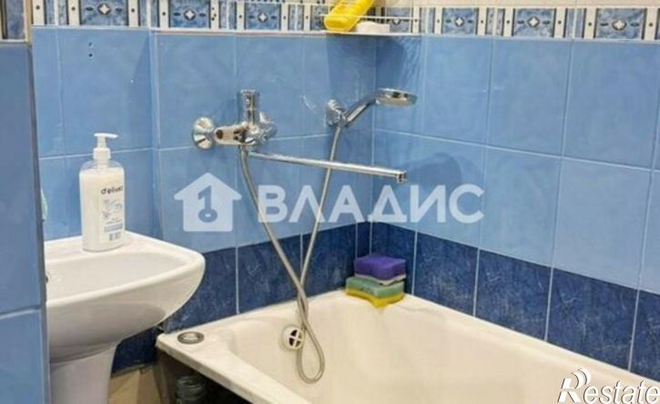 4-комн квартира ул Артема, 15,  д. 15