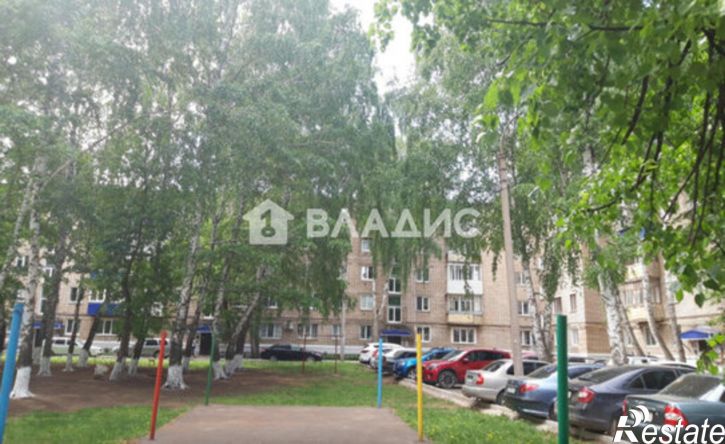 4-комн квартира ул Артема, 15,  д. 15