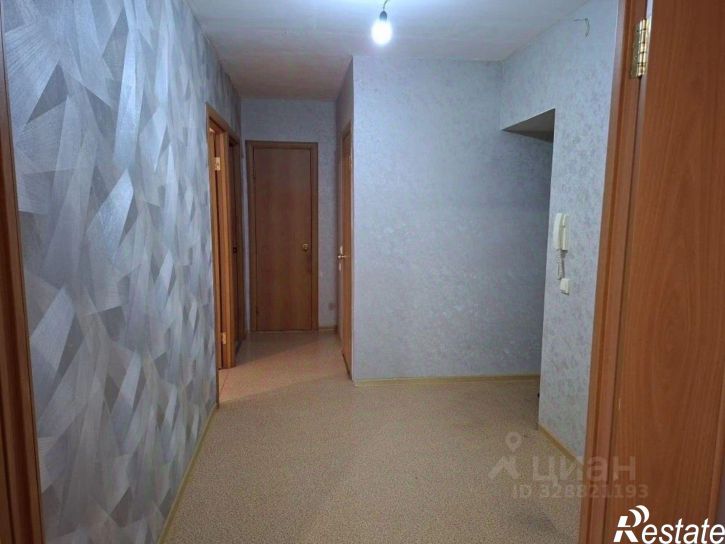 2-комн квартира Лазурная улица, 13,  д. 13