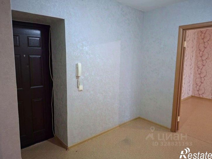 2-комн квартира Лазурная улица, 13,  д. 13