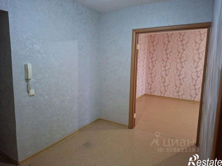 2-комн квартира Лазурная улица, 13,  д. 13