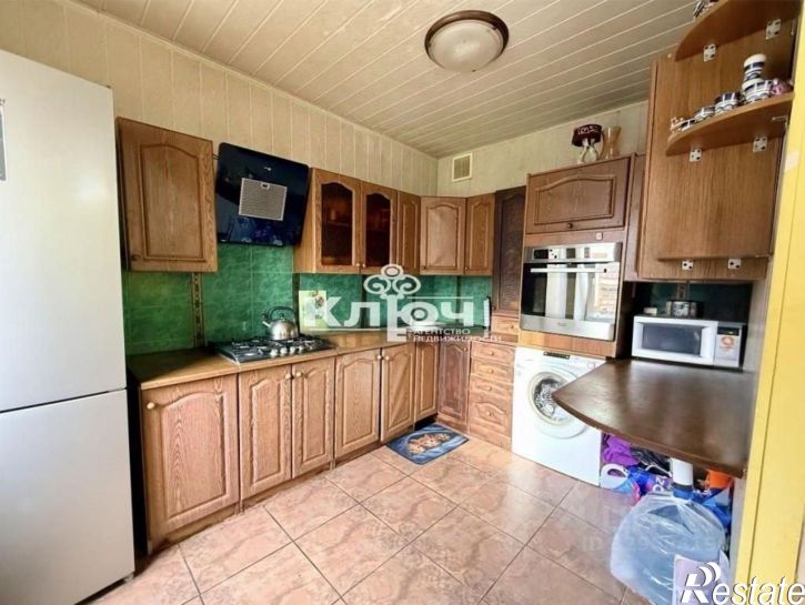 3-комн квартира ул Караная Муратова, 3,  д. 3