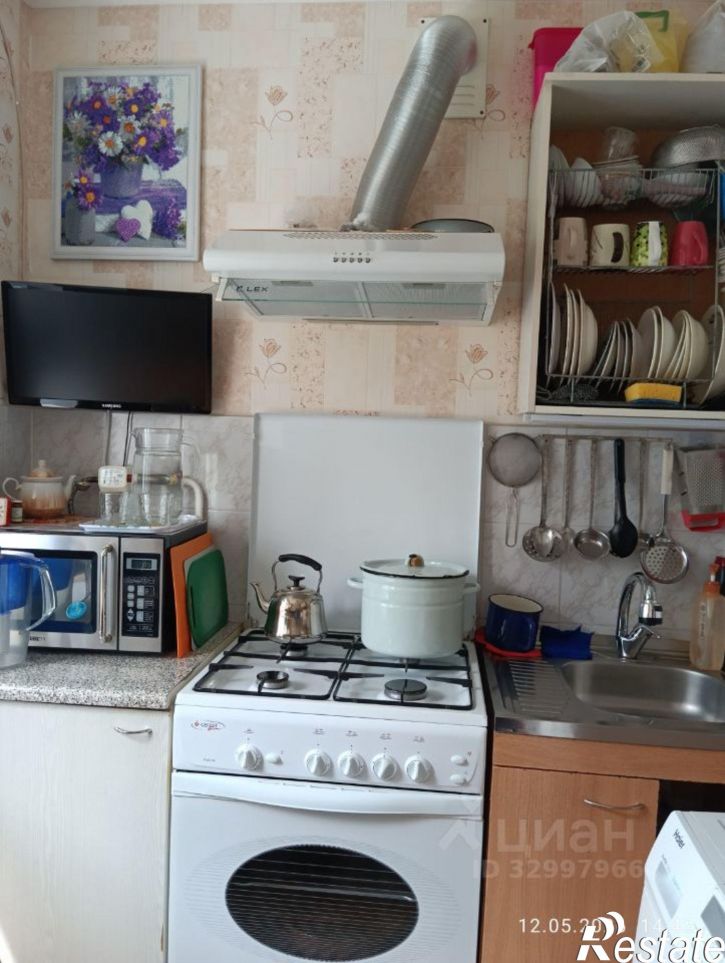 2-комн квартира Коммунистическая улица, 19,  д. 19